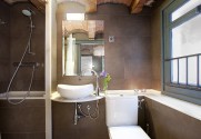 Barcelona Apartment Loft Bathroom